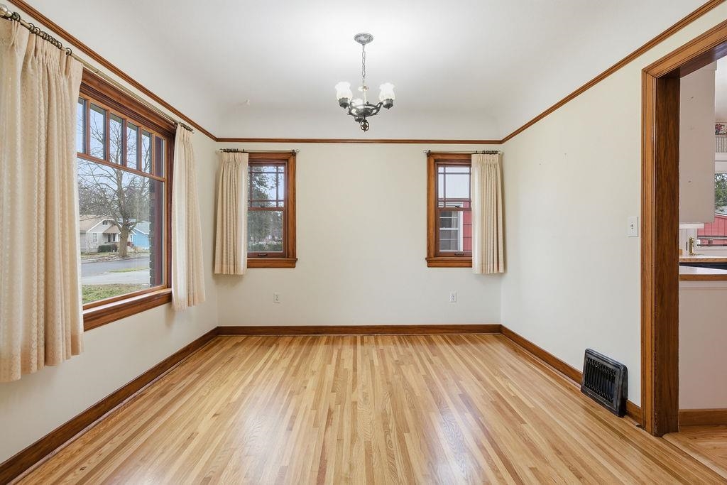 37 West 28th Avenue Spokane, WA 99203 - Photo 8 of 47