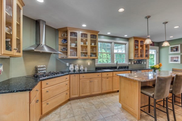 5 Chardon Road Winchester, MA 01890 - Photo 8 of 30 Gallery Image 8