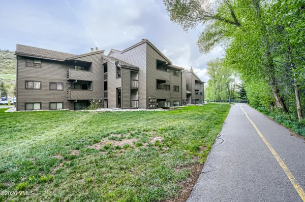 $675,000 | 1061 West Beaver Creek Boulevard, Unit I302, Avon, CO 81620