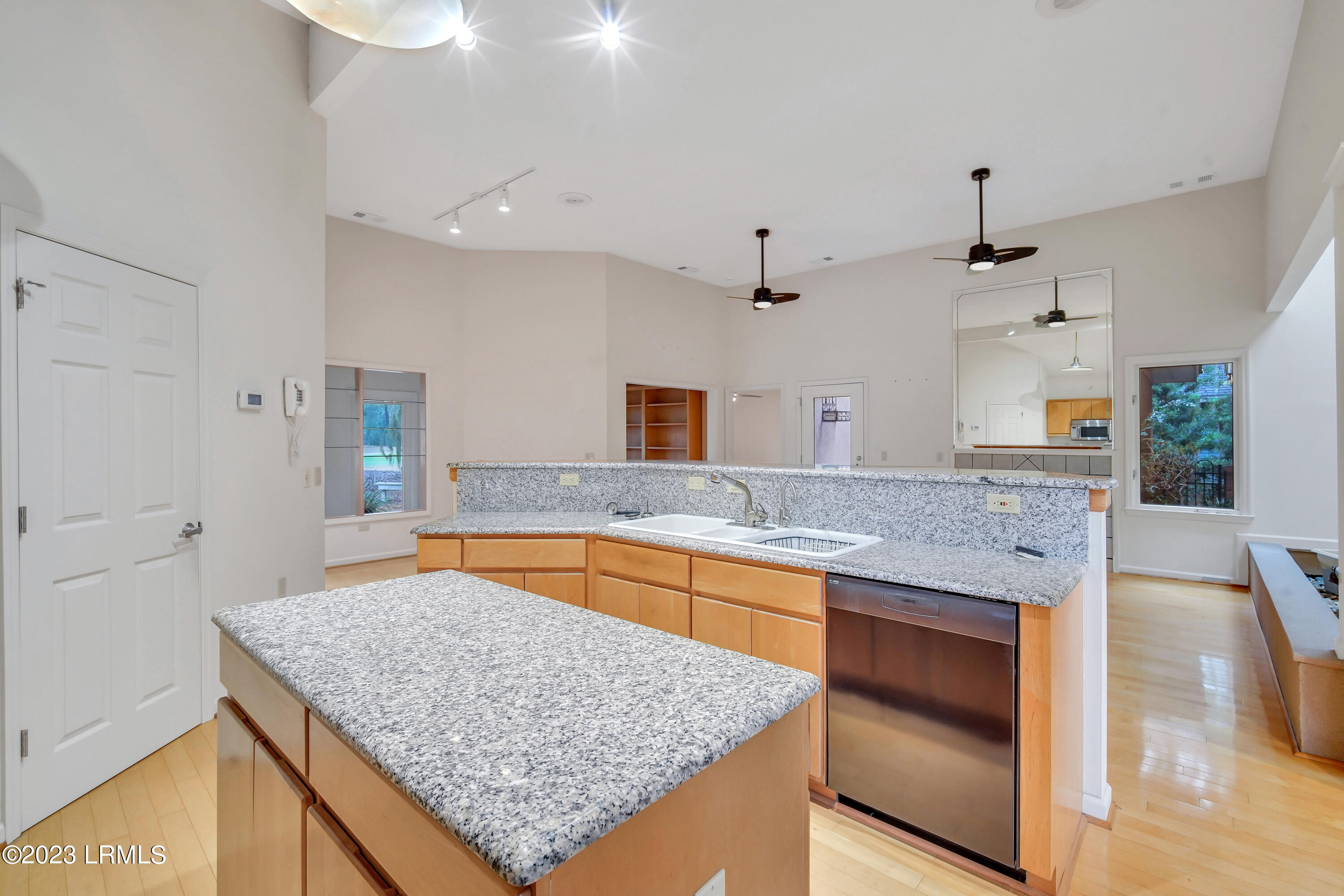 711 North Reeve Road St. Helena Island, SC 29920 - Photo 7 of 21 711 NR KITCHEN 4