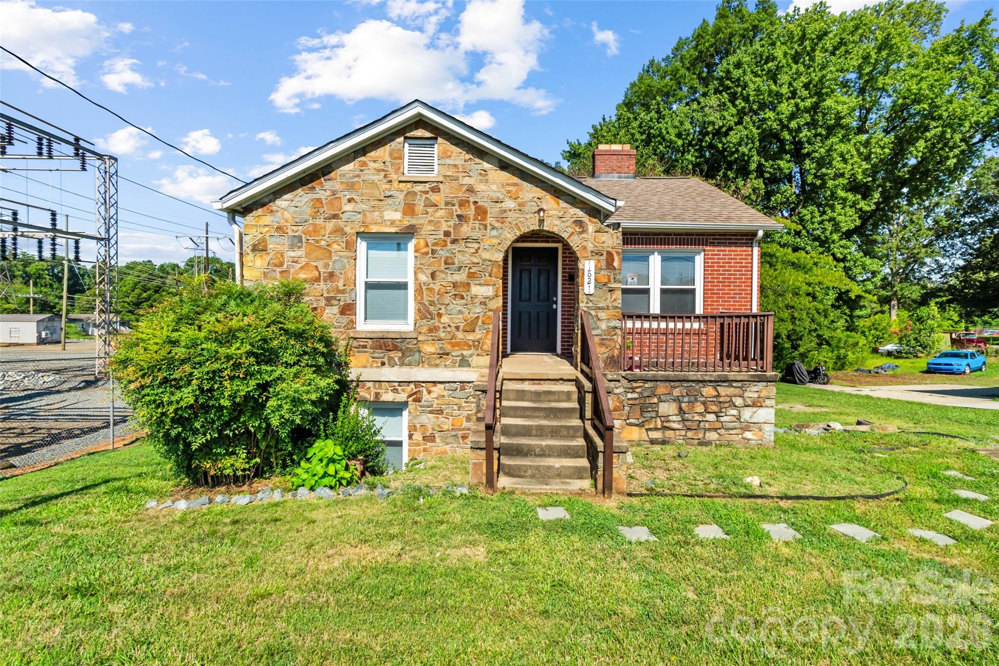 1821 Remount Road Charlotte, NC 28208 - Photo 1 of 39