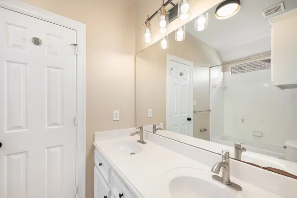 $7,000 | 3919 Southwestern Street, West University Place, TX 77005