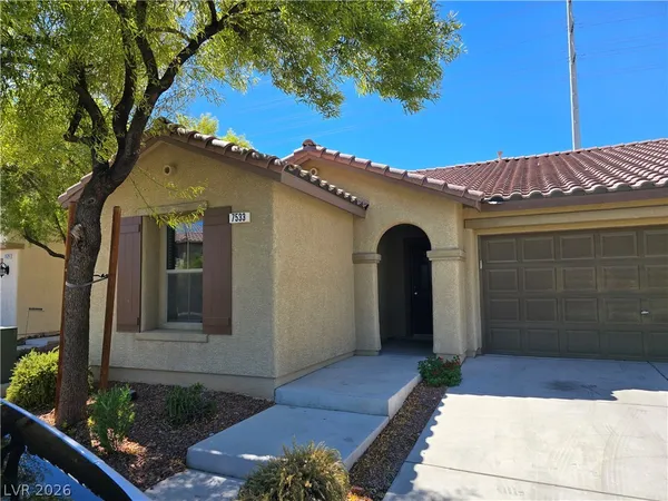$2,000 | 7533 Rivermeade Street, Las Vegas, NV 89166