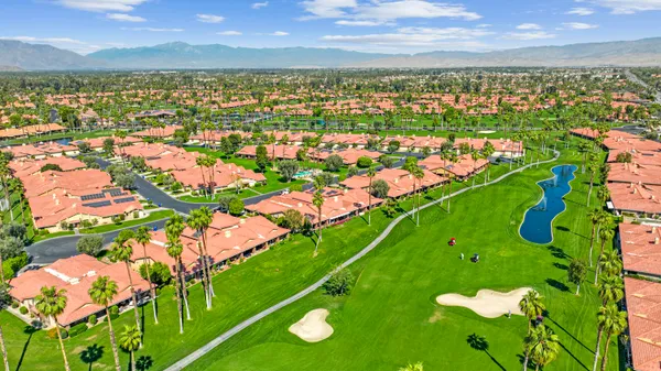 $425,000 | 89 Camino Arroyo South, Palm Desert, CA 92260