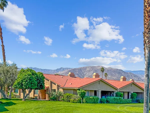 $425,000 | 89 Camino Arroyo South, Palm Desert, CA 92260
