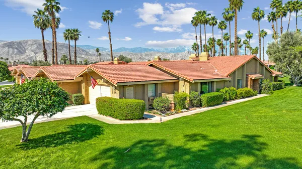$425,000 | 89 Camino Arroyo South, Palm Desert, CA 92260