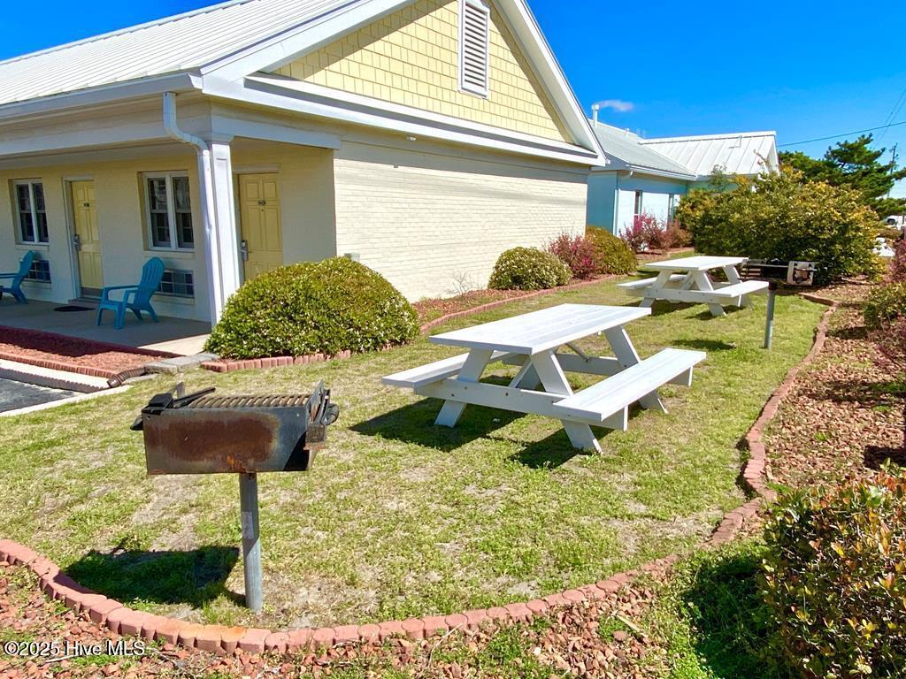 215 West Fort Macon Road, Unit 104 Atlantic Beach, NC 28512 - Photo 14 of 19 Picnic Area