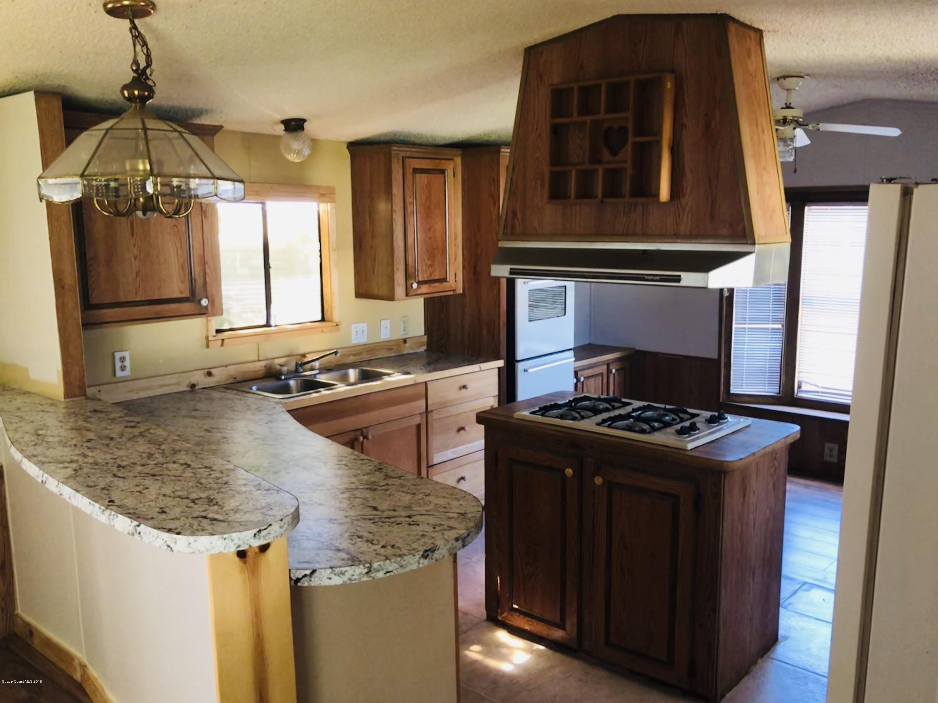 345 Baker Road Merritt Island, FL 32953 - Photo 5 of 20 Kitchen