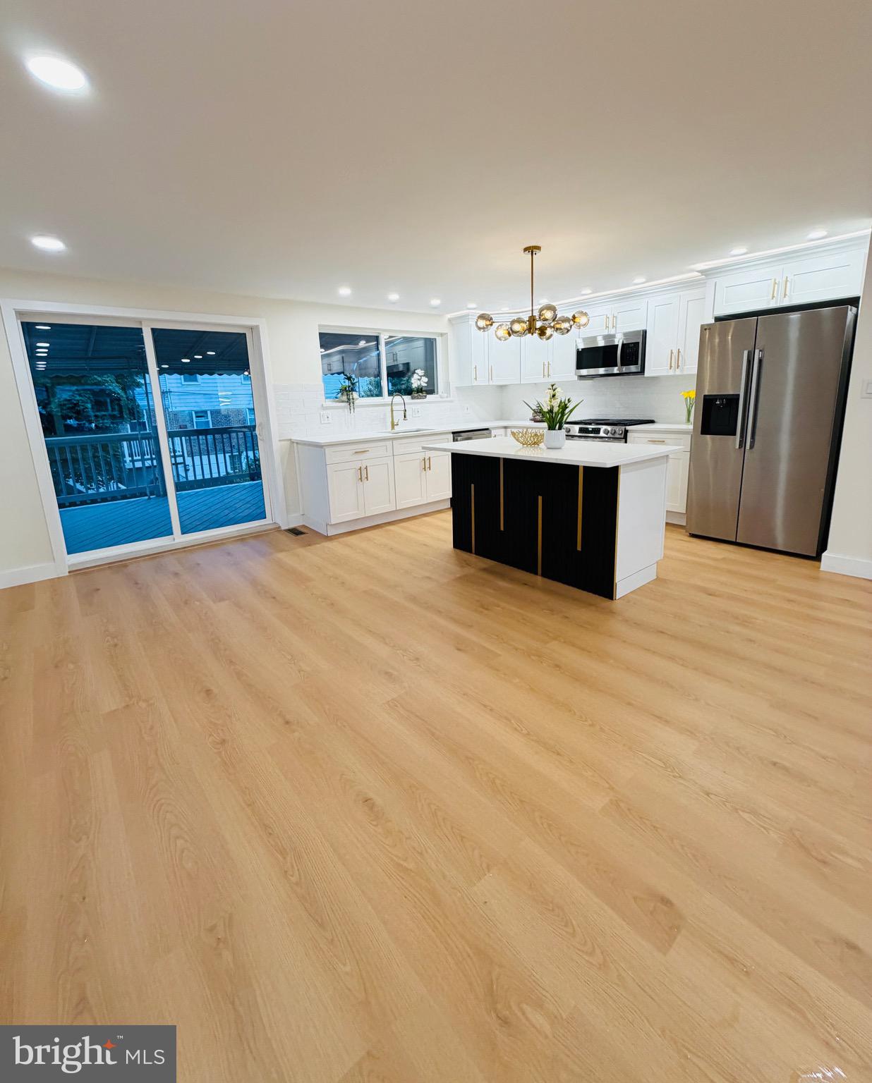 12019 Farwell Road Philadelphia, PA 19154 - Photo 12 of 35 Gallery Image 12