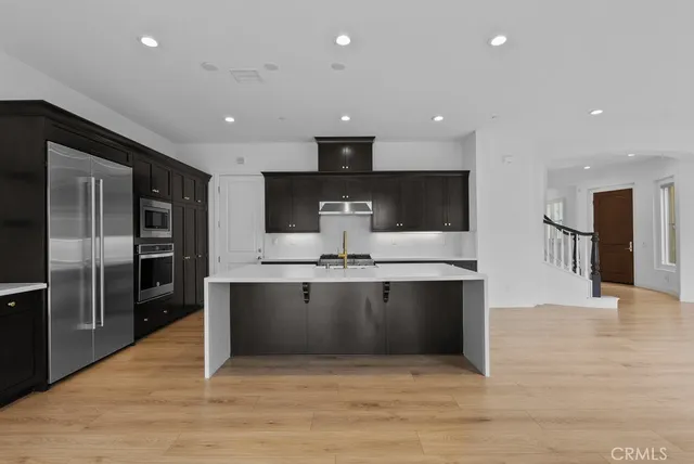 $7,500 | 20800 Spruce Circle, Porter Ranch, CA 91326