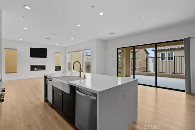 $7,500 | 20800 Spruce Circle, Porter Ranch, CA 91326