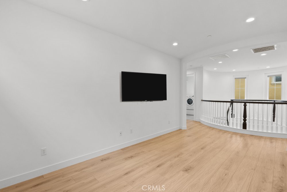 20800 Spruce Circle Porter Ranch, CA 91326 - Photo 22 of 50