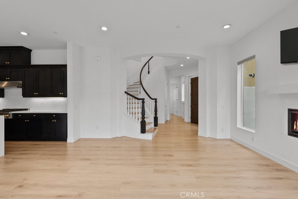 20800 Spruce Circle Porter Ranch, CA 91326 - Photo 8 of 50