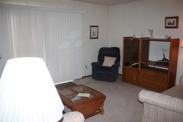 1089 D Millpond Road Valparaiso, IN 46385 - Photo 4 of 8 767x511