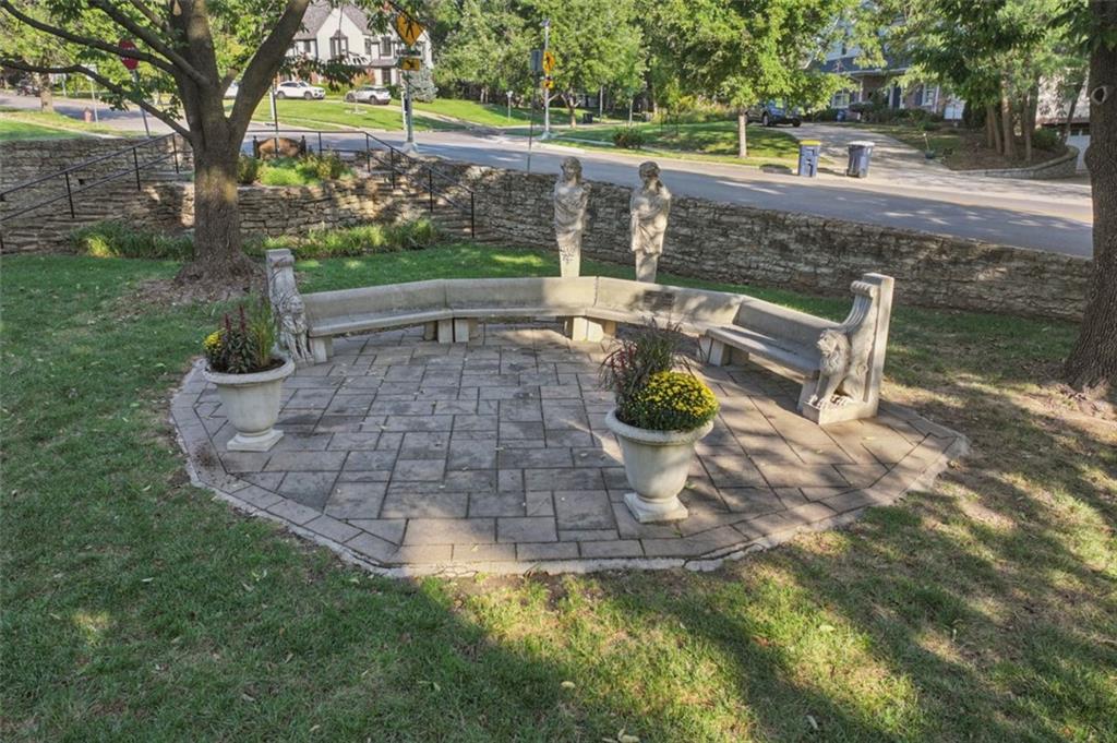 6234 Valley Road Kansas City, MO 64113 - Photo 73 of 81 Gallery Image 73