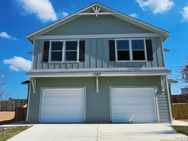 $1,800 | 10203 Tulipwood Run, Unit 101, San Antonio, TX 78252