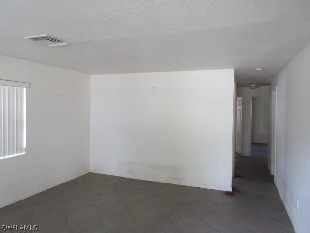 321 Bellair Road Fort Myers, FL 33905 - Photo 3 of 20 Gallery Image 3