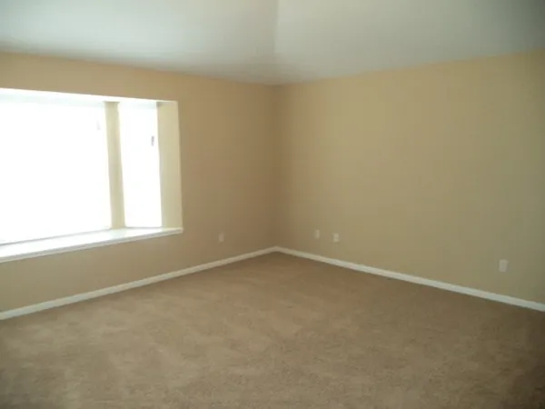 $2,155 | 19402 Misty Cove Drive, Katy, TX 77449