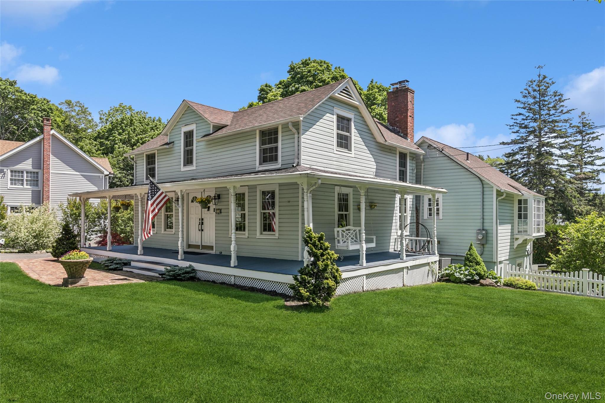 29 Three Sisters Road St. James, NY 11780 - Photo 4 of 50