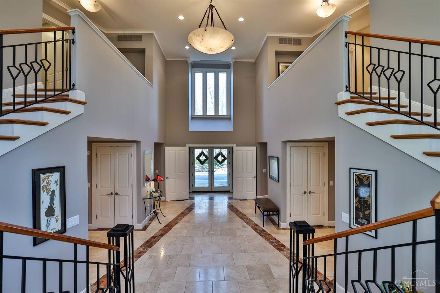 401 West Galbraith Road Wyoming, OH 45215 - Photo 4 of 55