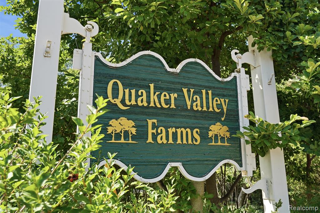 34555 Quaker Valley Road Farmington Hills, MI 48331 - Photo 43 of 53