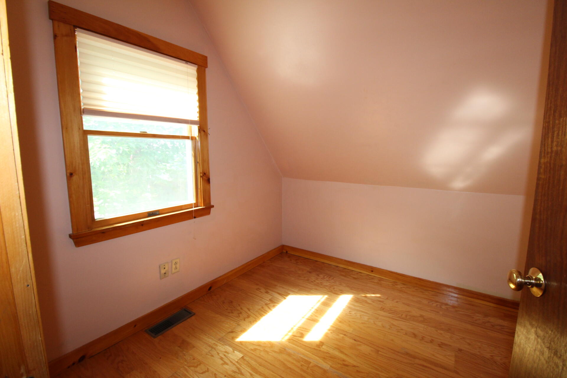 46 West Swanville Road Belfast, ME 04915 - Photo 16 of 33 bryan pat cunningham (80)