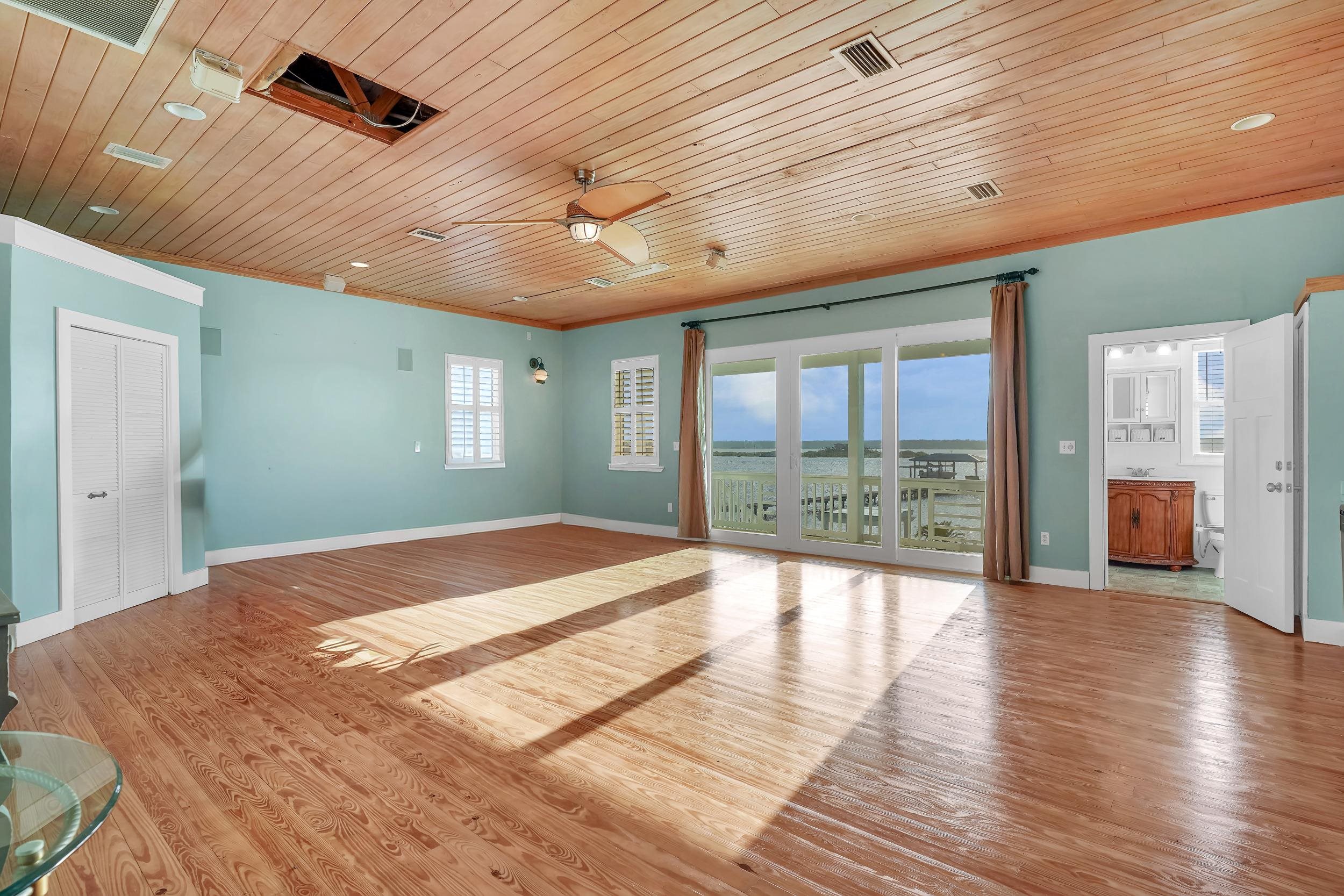 Main Living, dining and kitchen for the Guest House