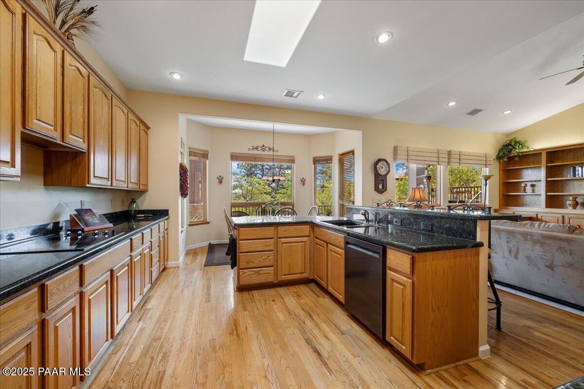 1741 Conifer Ridge Lane Prescott, AZ 86303 - Photo 24 of 78 24-Kitchen