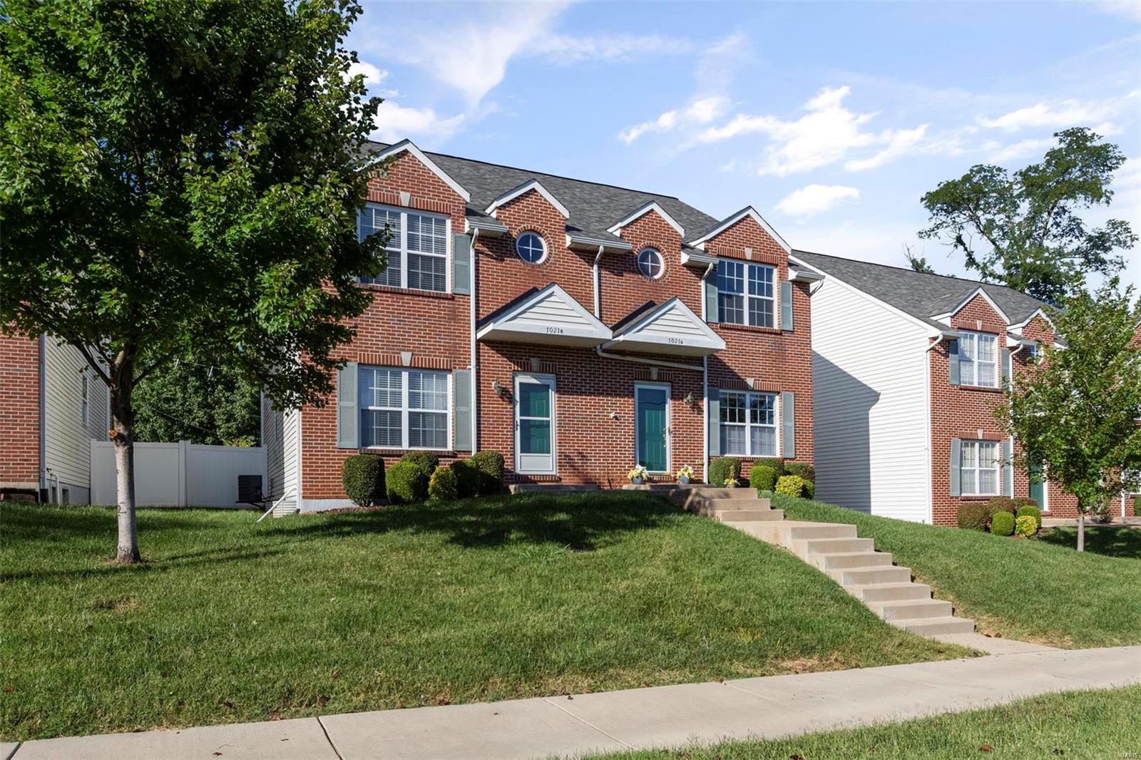 7021 Heege Road, Unit B St. Louis, MO 63123 - Photo 2 of 29