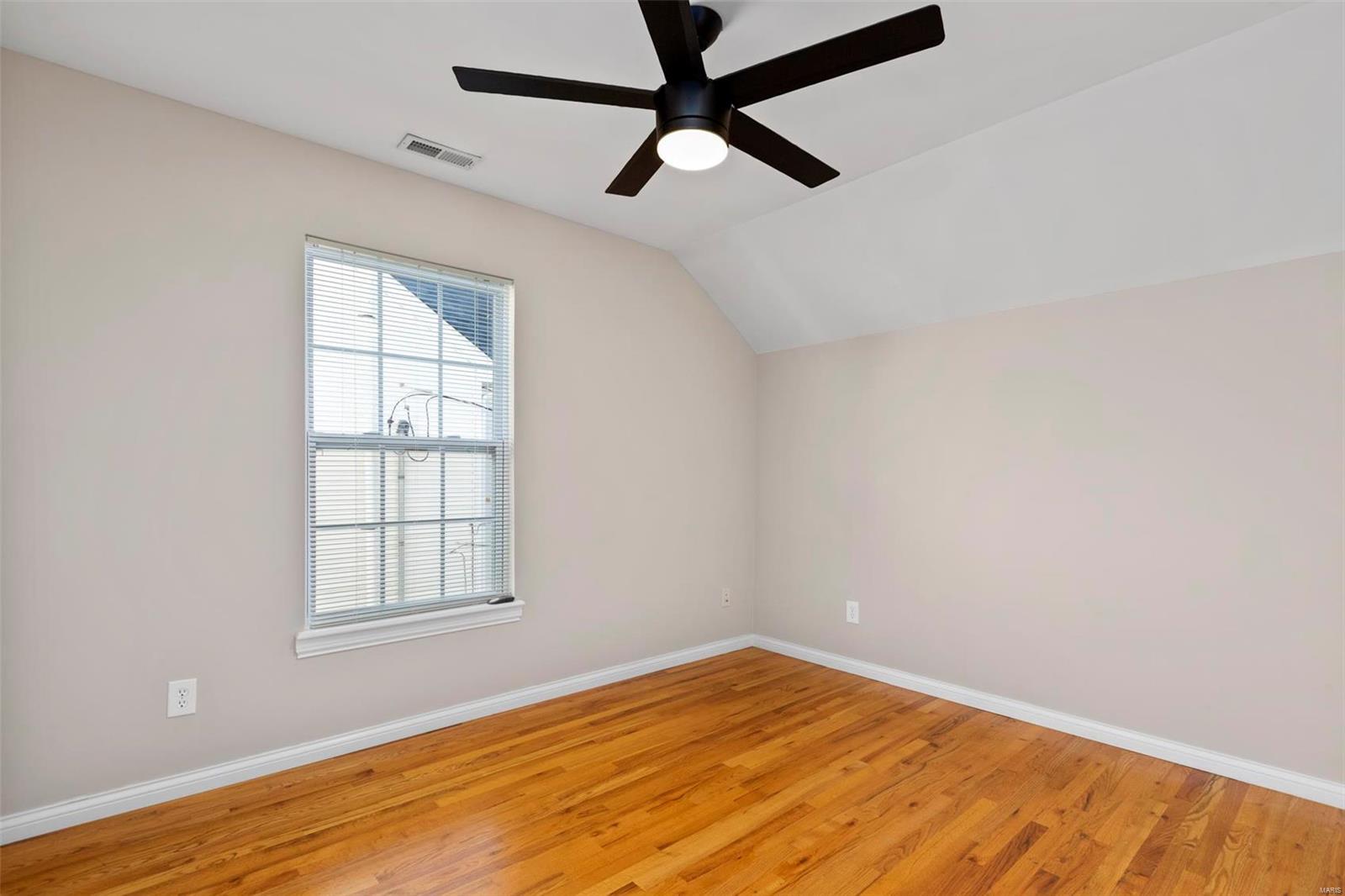 7021 Heege Road, Unit B St. Louis, MO 63123 - Photo 18 of 29
