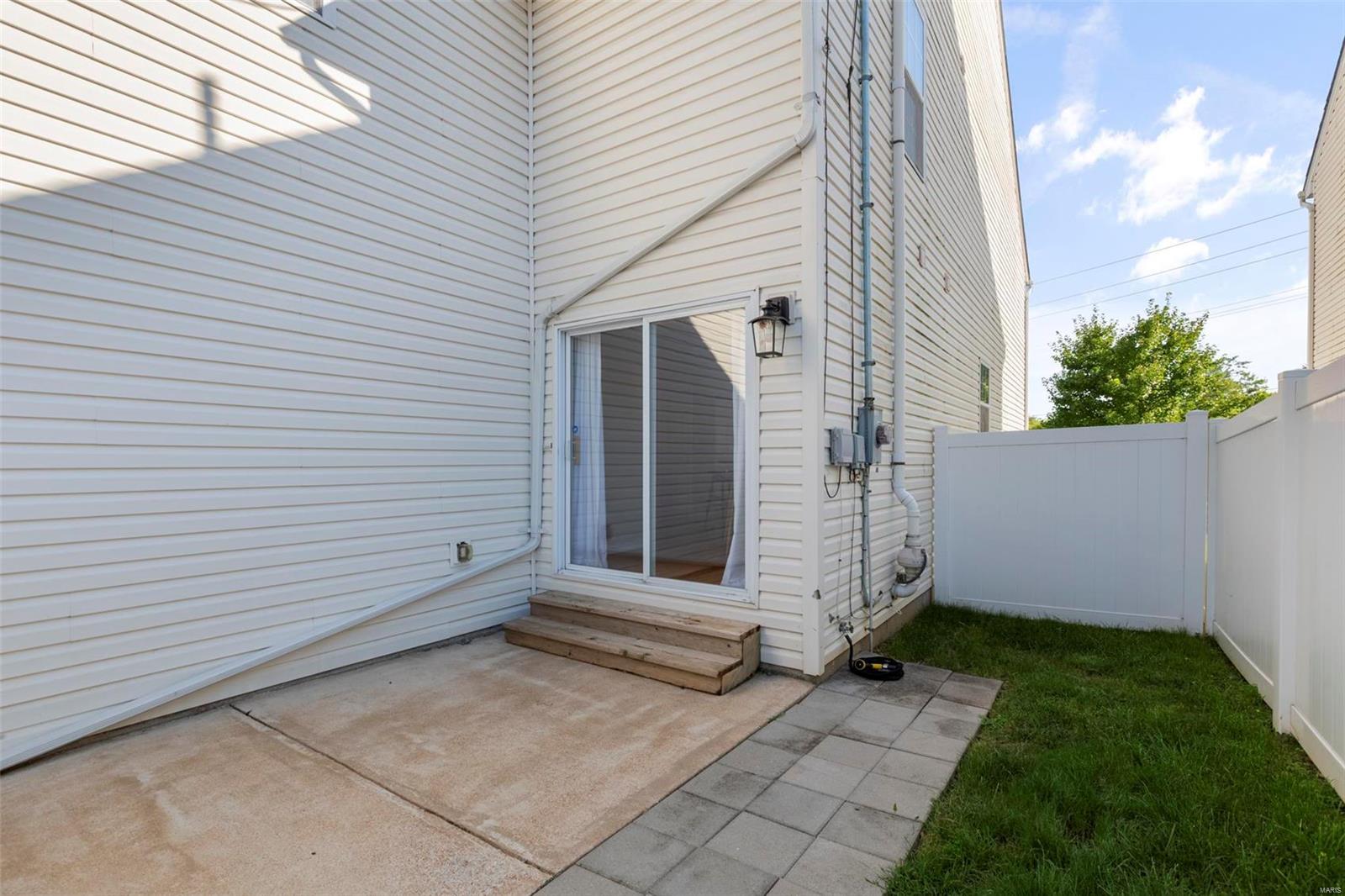 7021 Heege Road, Unit B St. Louis, MO 63123 - Photo 26 of 29