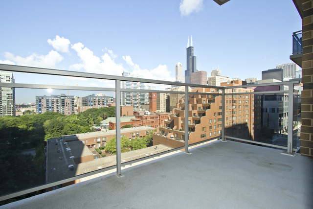 1 East 8th Street, Unit 802 Chicago, IL 60605 - Photo 10 of 12 a view of a balcony with city view