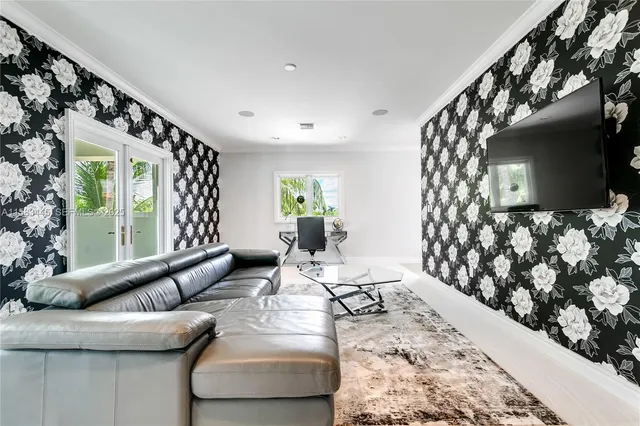 $75,000 | 709 Idlewyld Drive, Fort Lauderdale, FL 33301