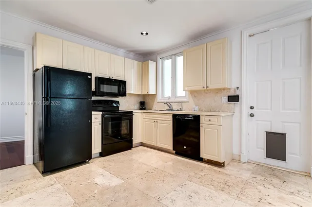 $75,000 | 709 Idlewyld Drive, Fort Lauderdale, FL 33301