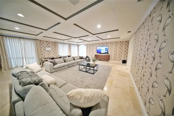 $75,000 | 709 Idlewyld Drive, Fort Lauderdale, FL 33301