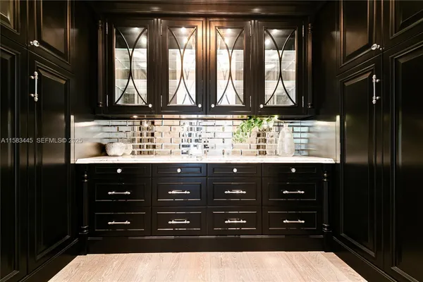 $75,000 | 709 Idlewyld Drive, Fort Lauderdale, FL 33301