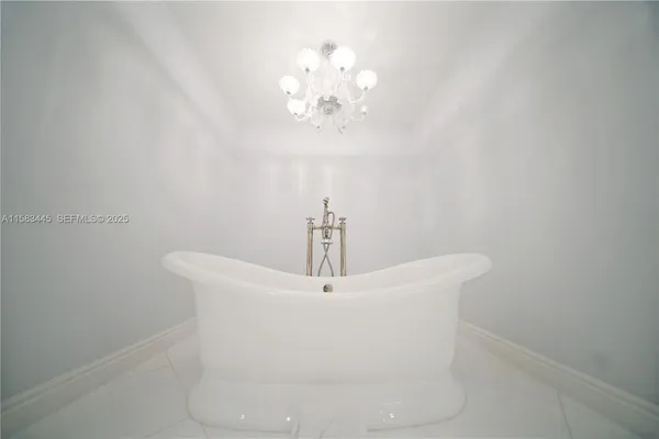 $75,000 | 709 Idlewyld Drive, Fort Lauderdale, FL 33301