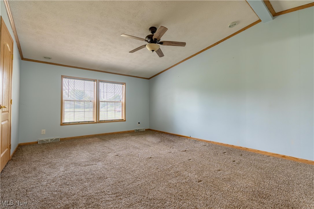 10621 Jones Road Diamond, OH 44412 - Photo 23 of 42 Gallery Image 23