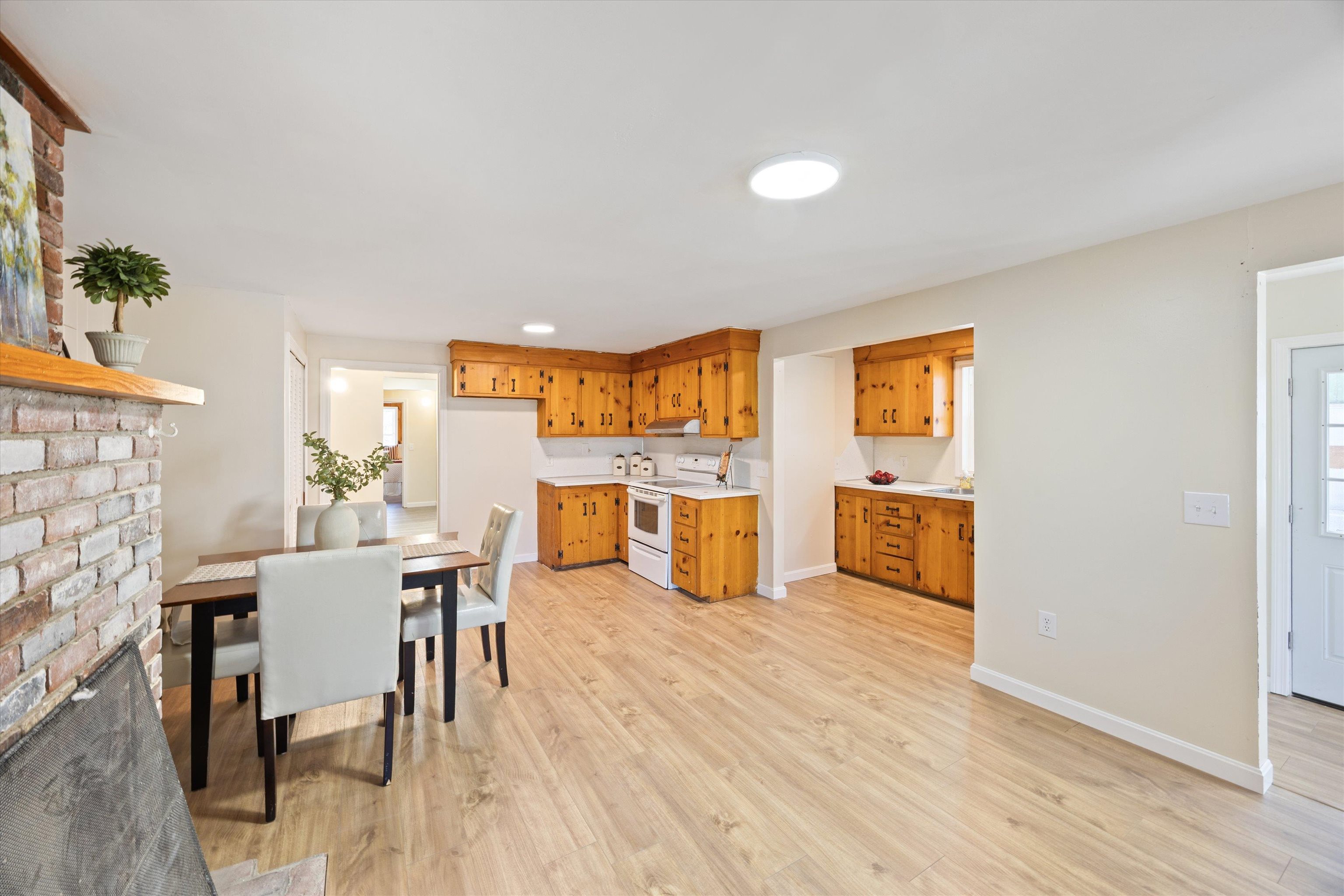 467 Depot Road Mason, NH 03048 - Photo 5 of 32