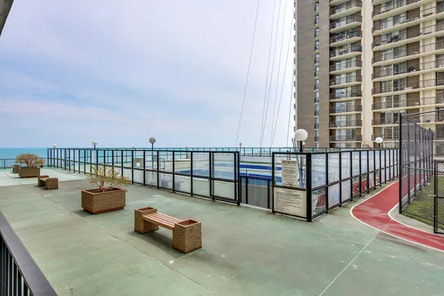 $399,898 | 6033 North Sheridan Road, Unit 18K, Chicago, IL 60660