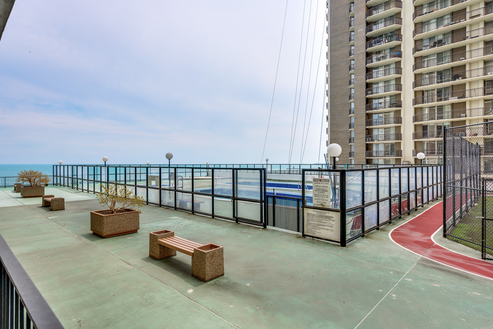 6033 North Sheridan Road, Unit 18K Chicago, IL 60660 - Photo 33 of 36