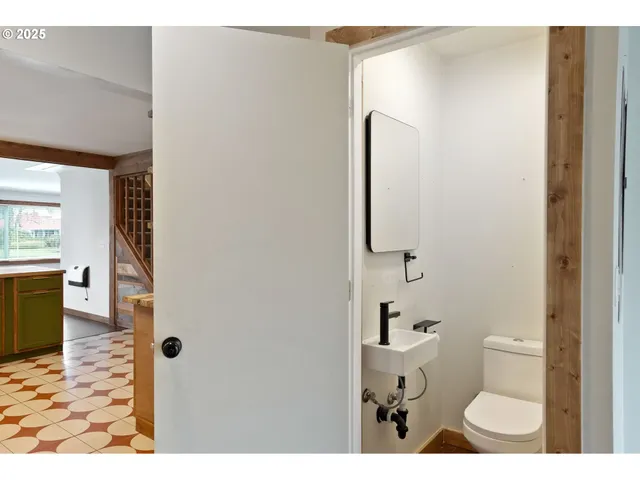 a view of an entryway