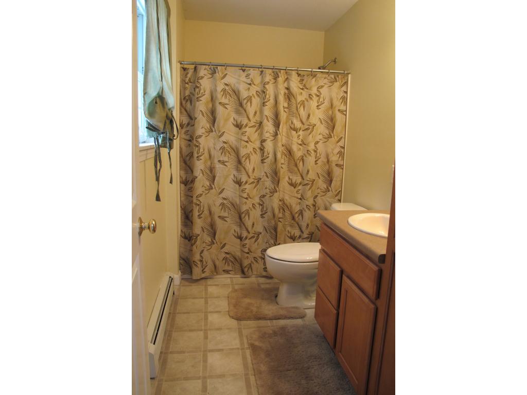 120 Eastern Avenue Rochester, NH 03867 - Photo 14 of 33