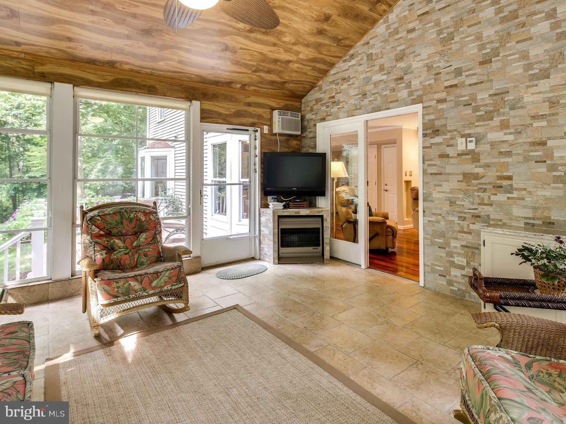 9415 Spring Water Path Jessup, MD 20794 - Photo 13 of 29 Interior (General)