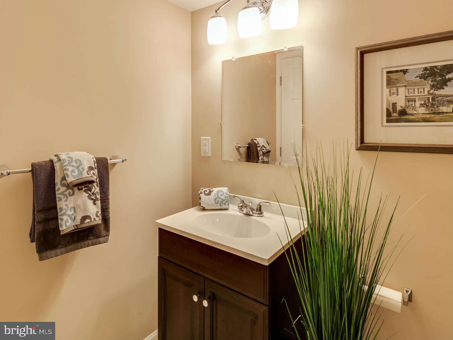 9415 Spring Water Path Jessup, MD 20794 - Photo 25 of 29 Bath