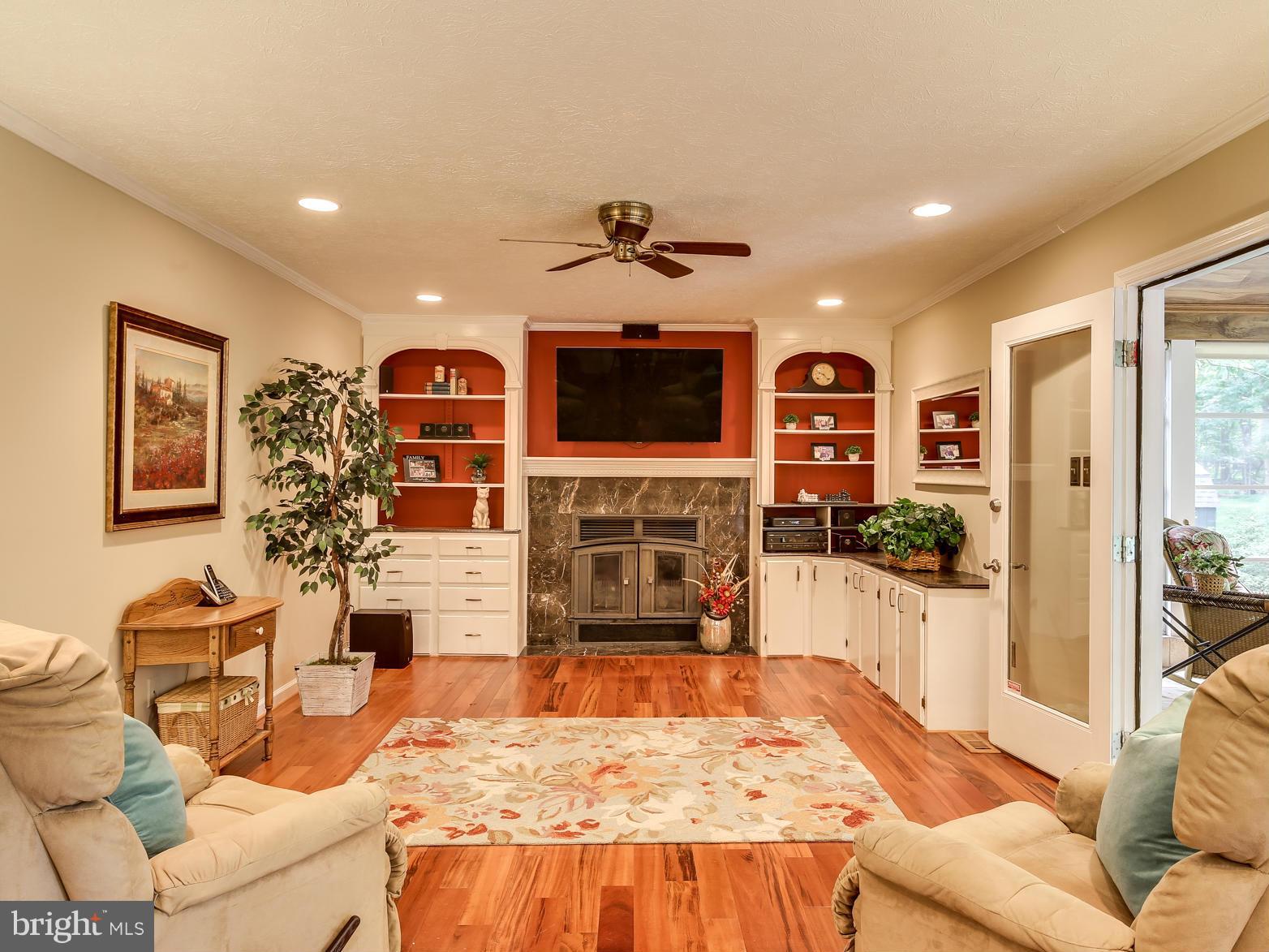 9415 Spring Water Path Jessup, MD 20794 - Photo 9 of 29 Family Room