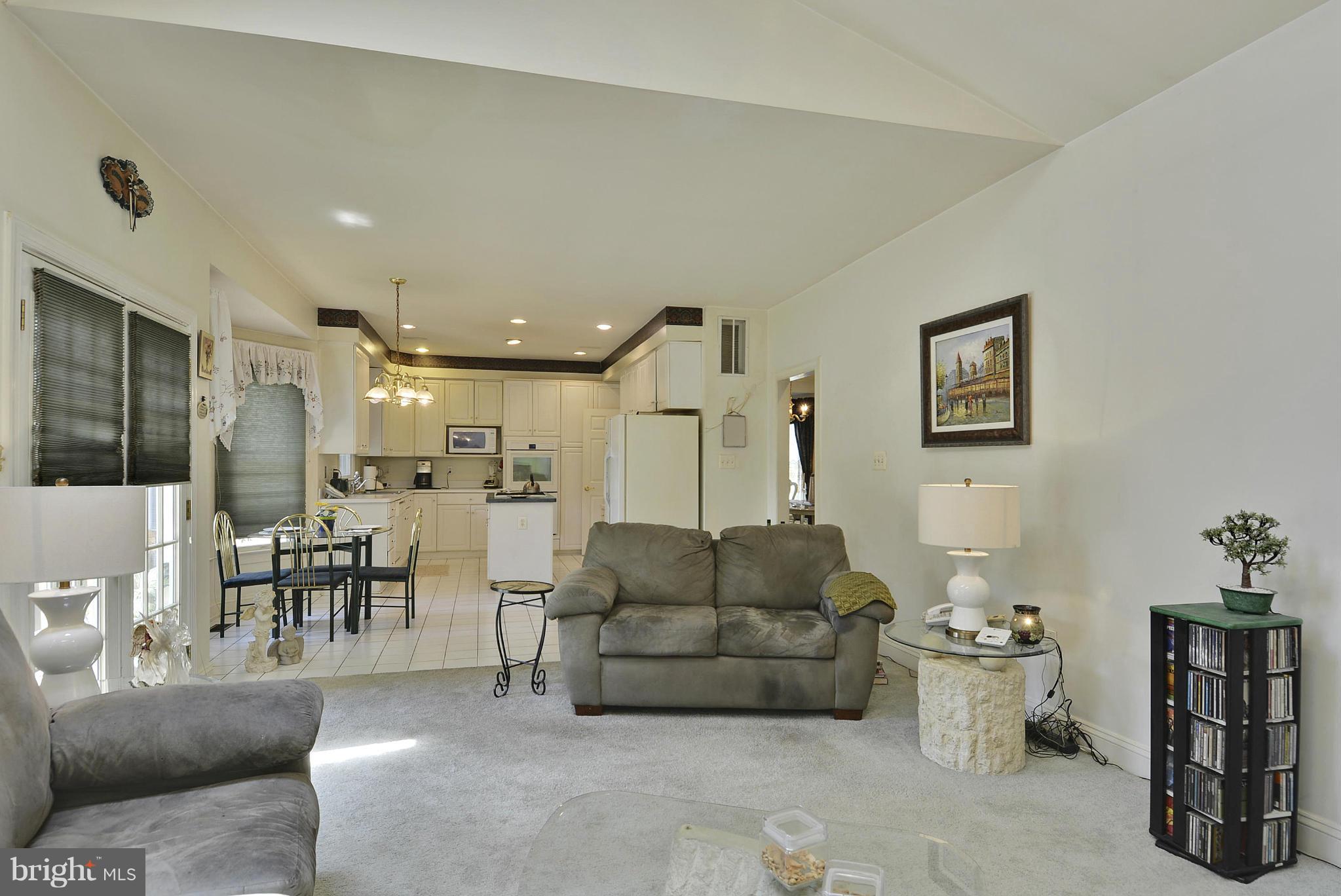 9202 Linden Grove Court Silver Spring, MD 20910 - Photo 11 of 30 Family Room