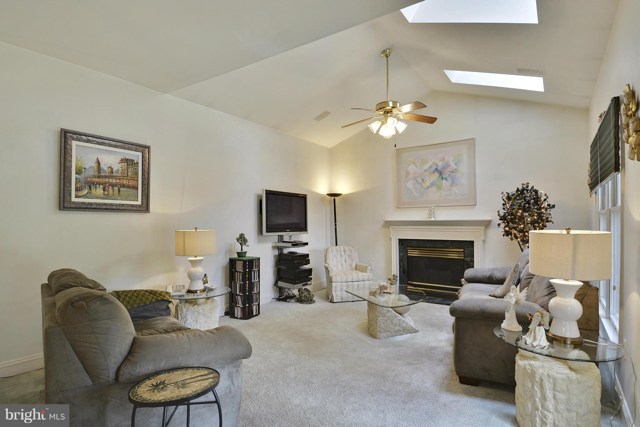 9202 Linden Grove Court Silver Spring, MD 20910 - Photo 9 of 30 Family Room Directly Off Kitchen