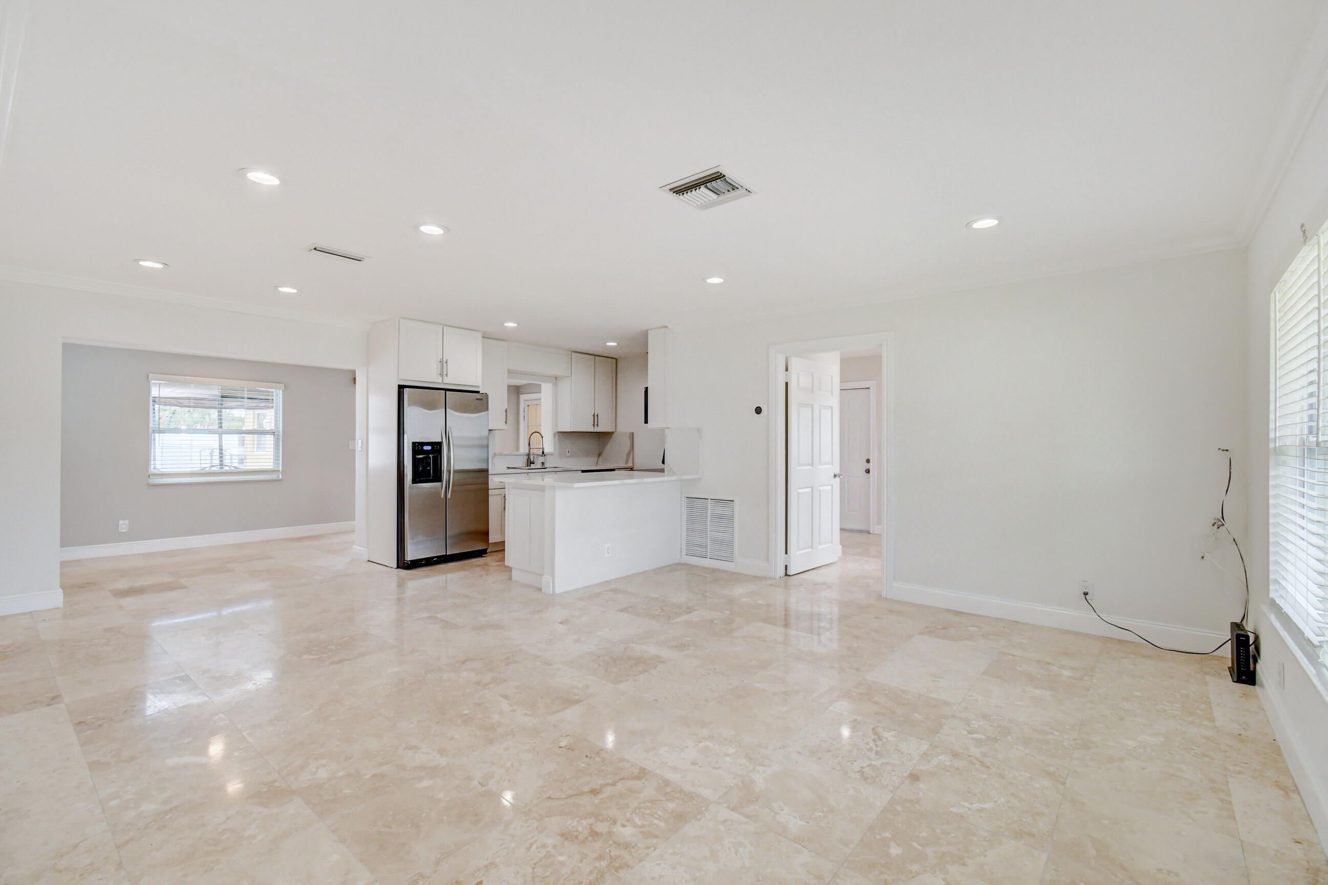 15021 Jackson Road Delray Beach, FL 33484 - Photo 12 of 35 Living Area