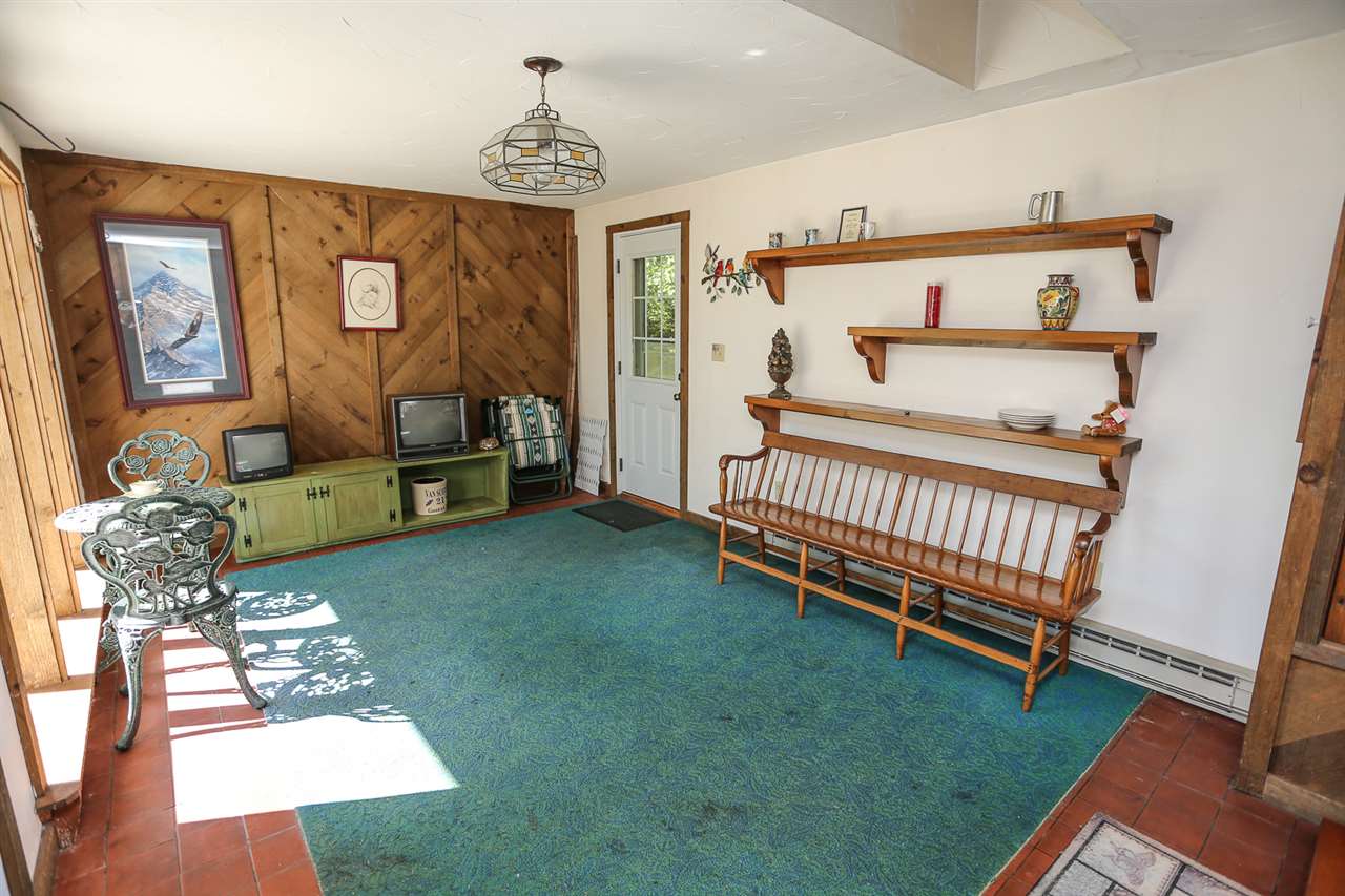 21 Goonan Road Hooksett, NH 03106 - Photo 3 of 40
